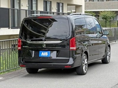 2020 Mercedes-BENZ V-CLASS photo 2