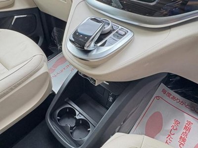 2020 Mercedes-BENZ V-CLASS photo 11