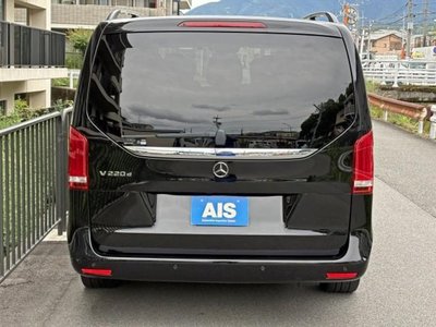 2020 Mercedes-BENZ V-CLASS photo 4