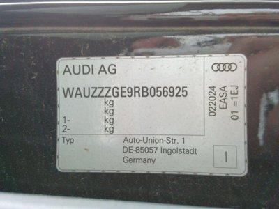 2025 AUDI Q8 SPORTBACK E-TRON — фото 10
