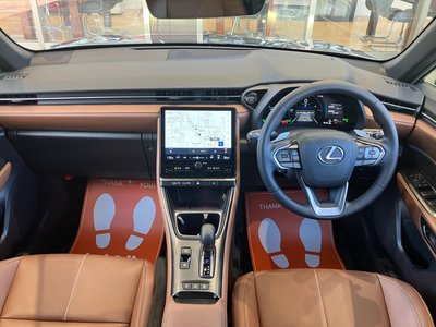 2024 Lexus LBX thumbnail 48