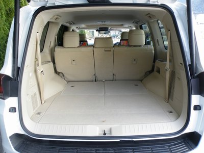 صورة 21 لـ 2023 Toyota LAND CRUISER 300