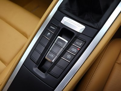 2015 Porsche BOXSTER photo 12
