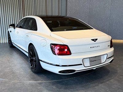 2023 Bentley FLYING SPUR — фото 4