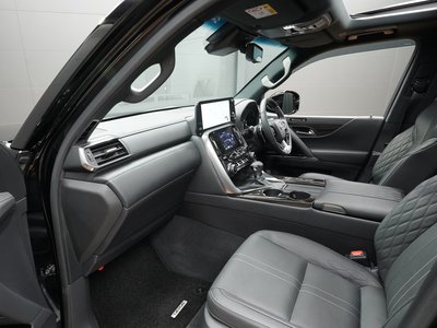 2023 Lexus LX thumbnail 72