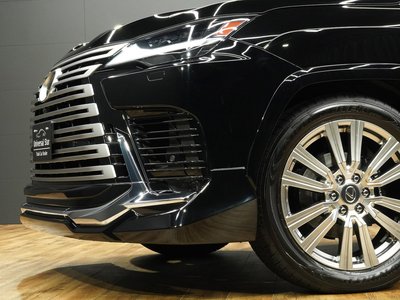 2023 Lexus LX thumbnail 39