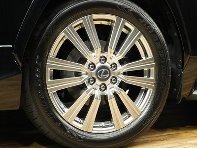 2023 Lexus LX thumbnail 43