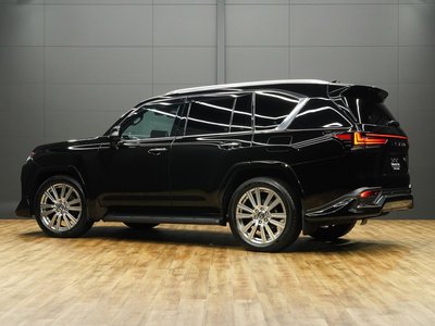 2023 Lexus LX photo 15