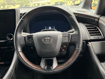 2024 Toyota VELLFIRE photo 12
