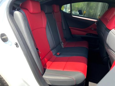 2023 Lexus ES 缩略图 12