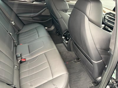 2018 BMW M5 thumbnail 32