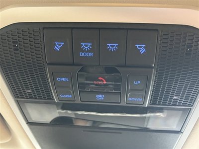 2024 Toyota LAND CRUISER 300 thumbnail 35