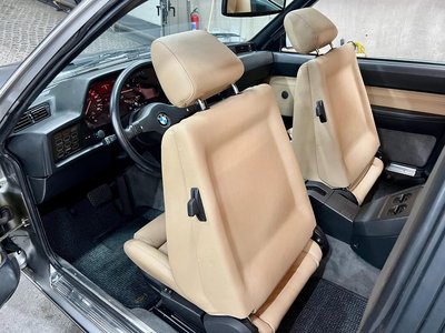 صورة 46 لـ 1989 BMW 6 SERIES