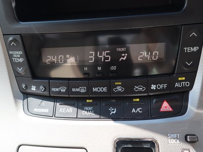 2015 Toyota VELLFIRE photo 26
