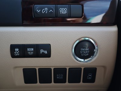 2015 Toyota VELLFIRE photo 25