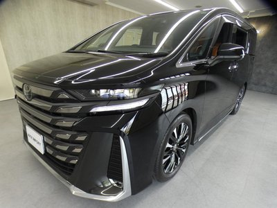 صورة 79 لـ 2023 Toyota VELLFIRE