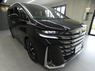صورة 78 لـ 2023 Toyota VELLFIRE