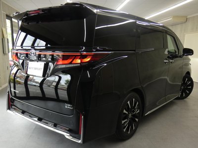صورة 3 لـ 2023 Toyota VELLFIRE