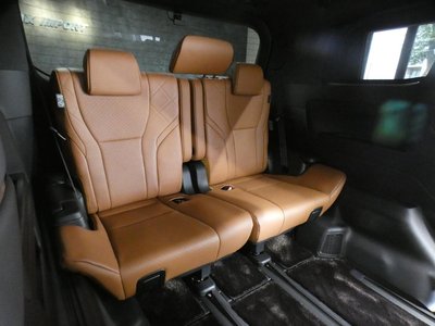 صورة 43 لـ 2023 Toyota VELLFIRE