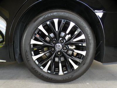 صورة 76 لـ 2023 Toyota VELLFIRE