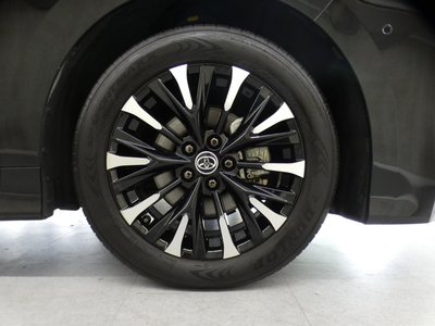 صورة 74 لـ 2023 Toyota VELLFIRE