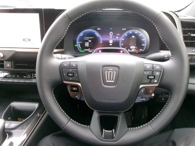 2025 Toyota CROWN SPORT — миниатюра 4