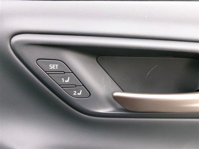 2025 Toyota CROWN SPORT — миниатюра 35