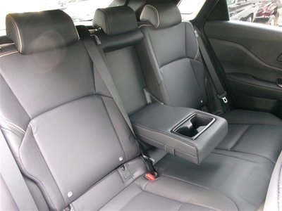 2025 Toyota CROWN SPORT — миниатюра 30