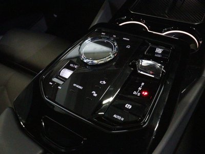 2024 BMW 5 SERIES TOURING 照片 31