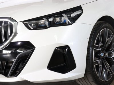 2024 BMW 5 SERIES TOURING 照片 4