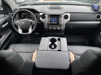 2018 Toyota TUNDRA 照片 3