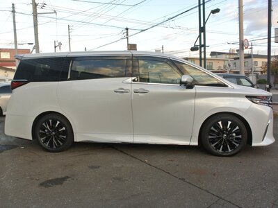 2024 Toyota ALPHARD — фото 6