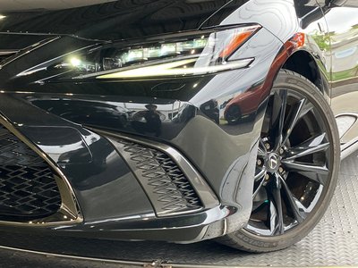 2021 Lexus ES photo 4
