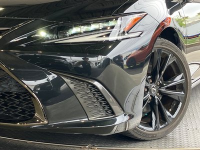 2021 Lexus ES thumbnail 38