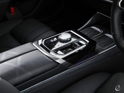 2023 BMW 7 SERIES photo 14