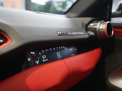 صورة 18 لـ 2018 Ferrari 812 SUPERFAST