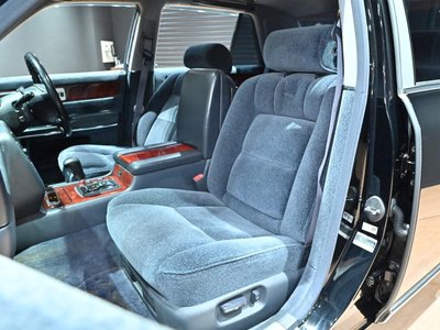 2001 Toyota CENTURY 照片 3