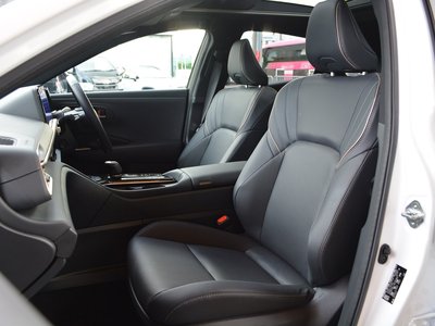 2024 Toyota CROWN SPORT thumbnail 65