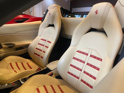 2016 Ferrari 488 SPIDER — фото 39