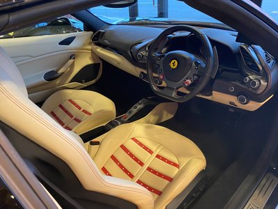 2016 Ferrari 488 SPIDER — фото 2