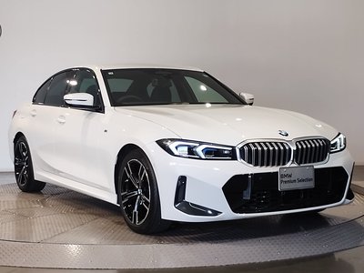 2025 BMW 3 SERIES photo 9