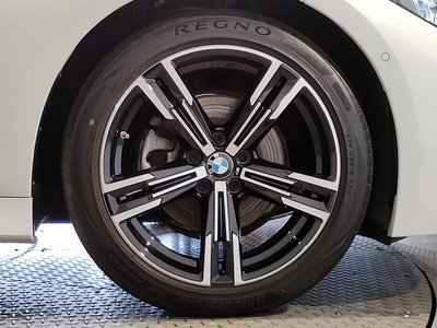 2025 BMW 3 SERIES thumbnail 41