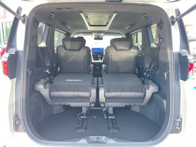 2023 Toyota ALPHARD — фото 14