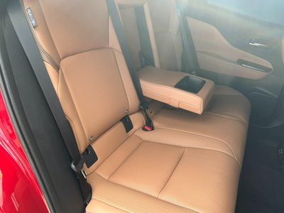صورة 42 لـ 2024 Toyota CROWN SPORT