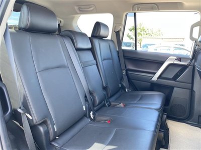 2021 Toyota LAND CRUISER PRADO thumbnail 25
