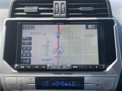 2021 Toyota LAND CRUISER PRADO photo 5