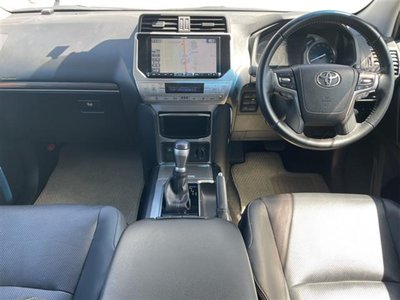 2021 Toyota LAND CRUISER PRADO thumbnail 42