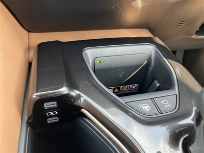 صورة 8 لـ 2024 Toyota CROWN SPORT