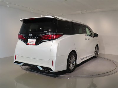 2023 Toyota ALPHARD — фото 3