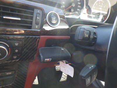 2011 BMW M3 SEDAN 照片 24